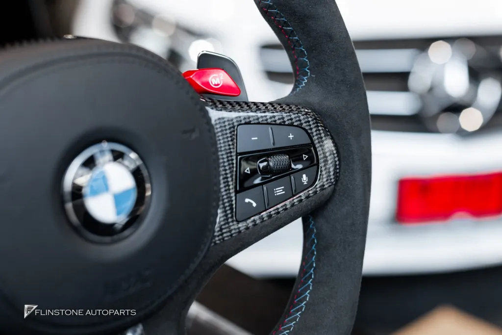 BMW M2 พวงมาลัย