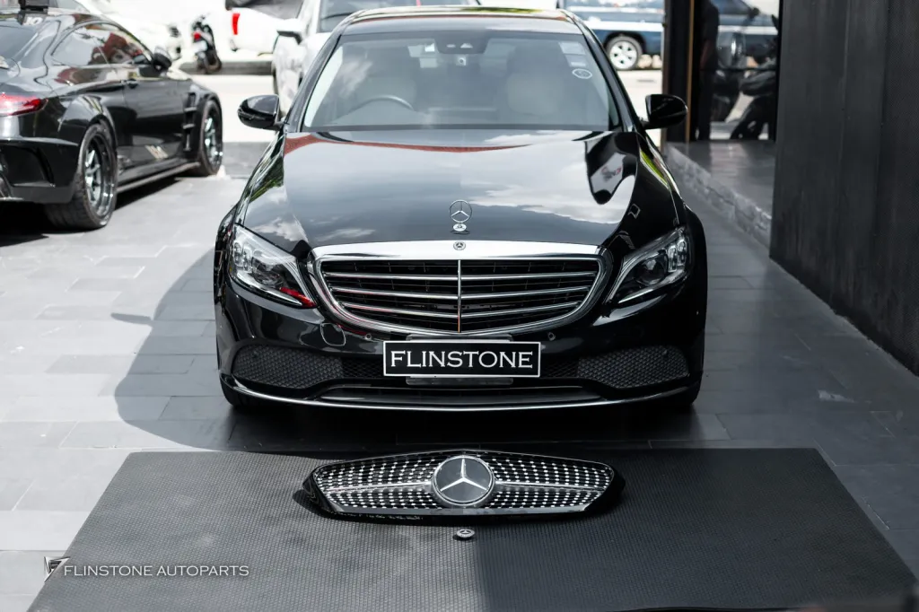Mercedes Benz W212 กระจัง ดาวจม