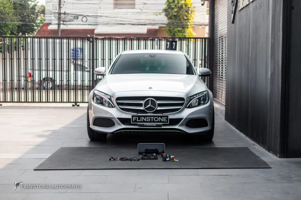 Mercedes Benz W205 จอกลาง