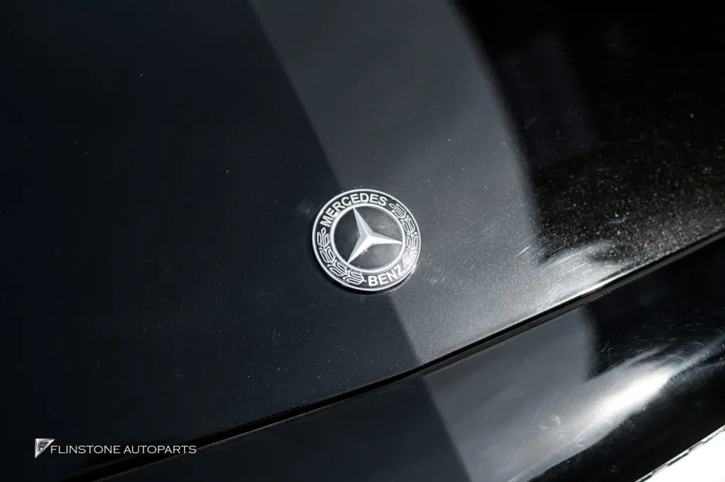Mercedes Benz W212 กระจัง ดาวจม