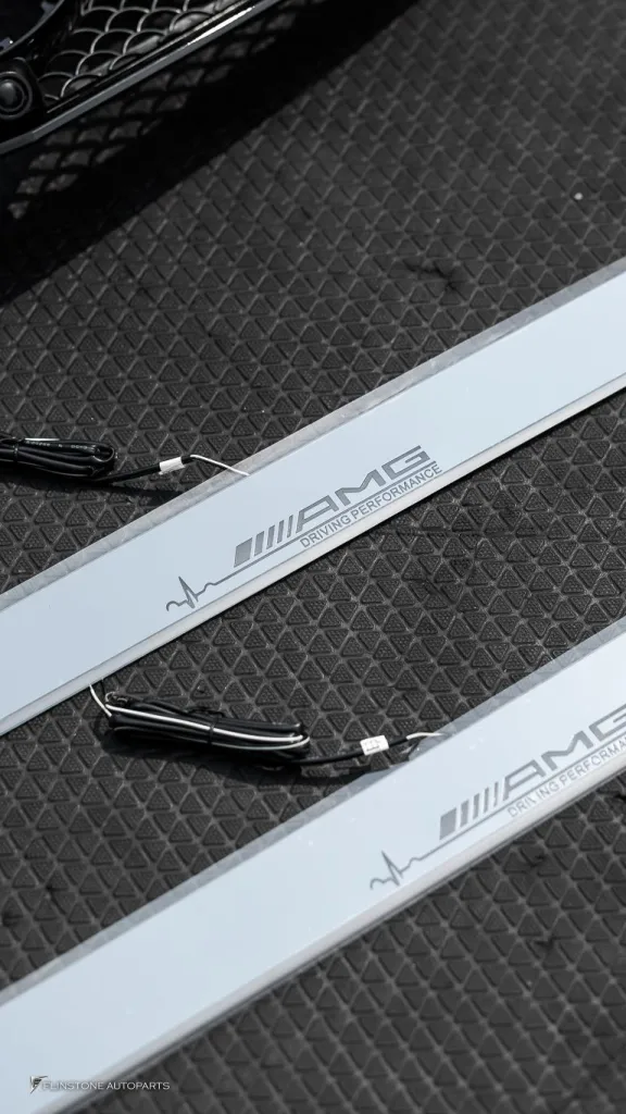 Mercedes Benz W207 ลิ้น ดิฟ กระจัง กาบบันได LED ล้อ Usus
