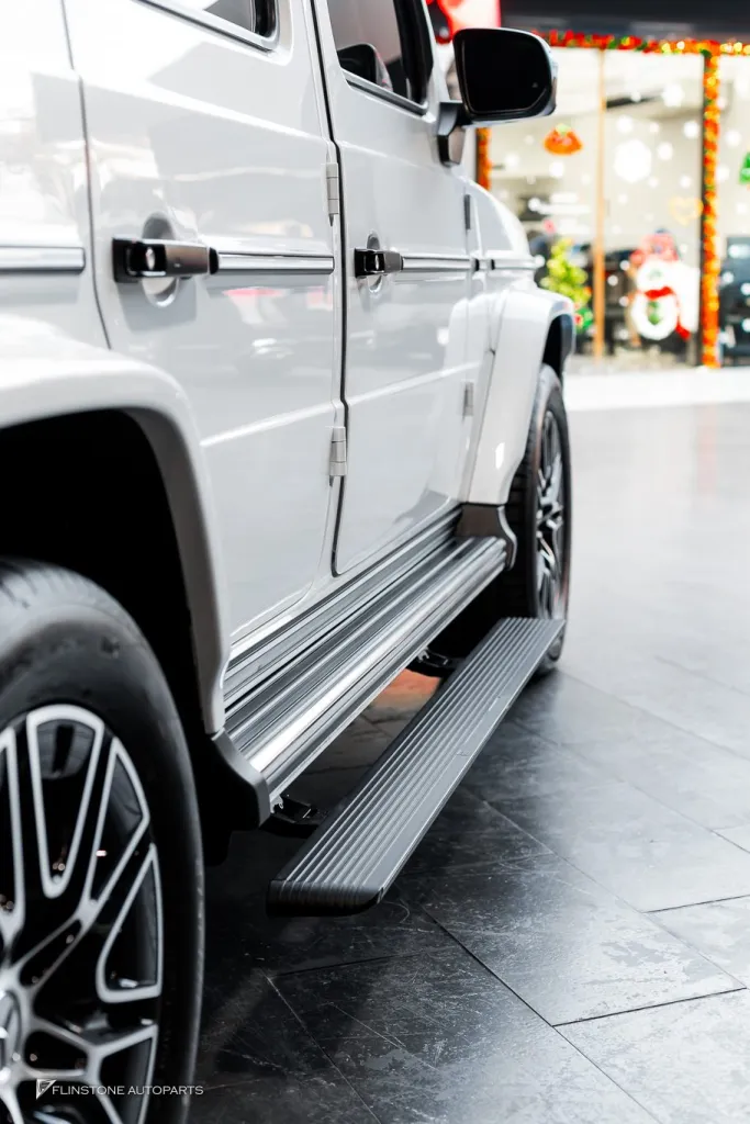 Mercedes Benz Gclass Soft-Close Doors Side Steps