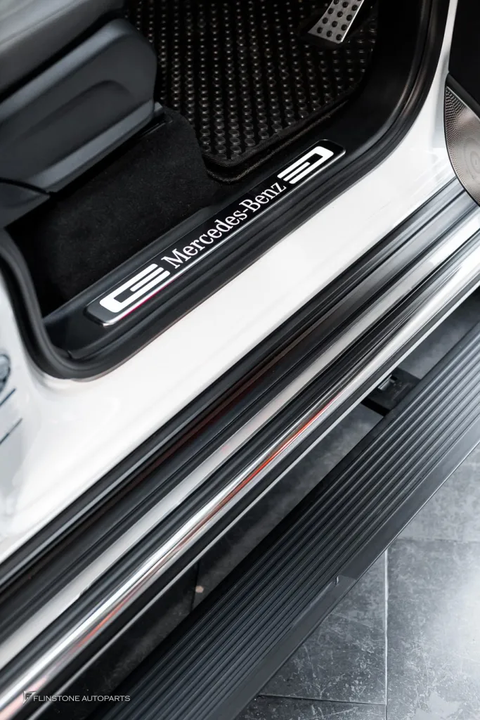 Mercedes Benz Gclass Soft-Close Doors Side Steps