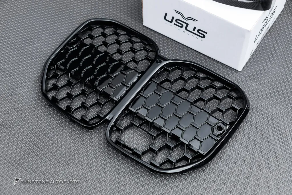 BMW G22 Grille Mirror