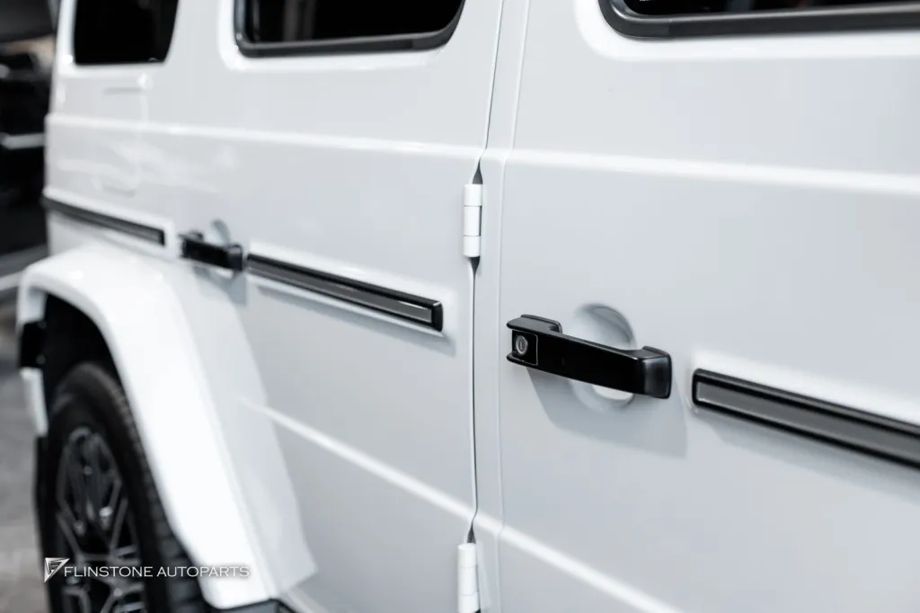 Mercedes Benz Gclass Soft-Close Doors Side Steps