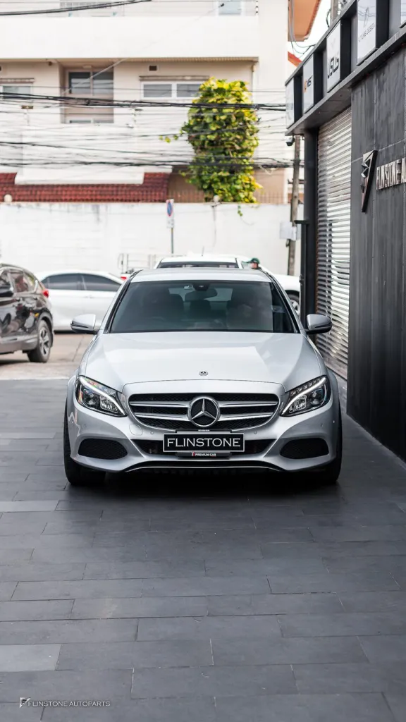 Mercedes Benz W205 จอกลาง