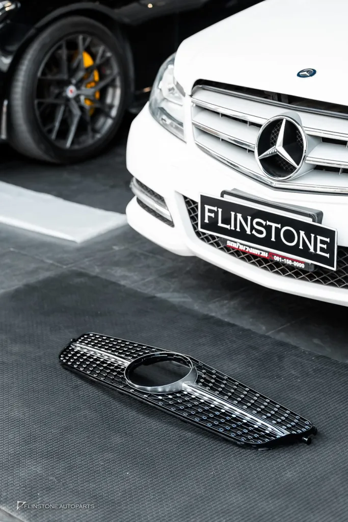 Mercedes Benz W204 กระจัง