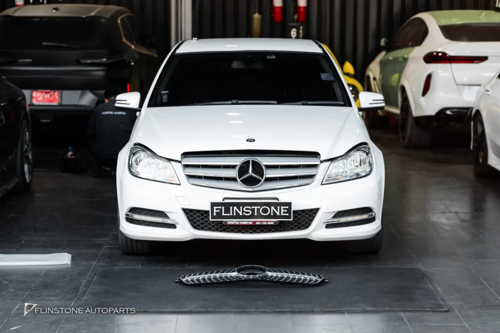 Mercedes Benz W204 กระจัง