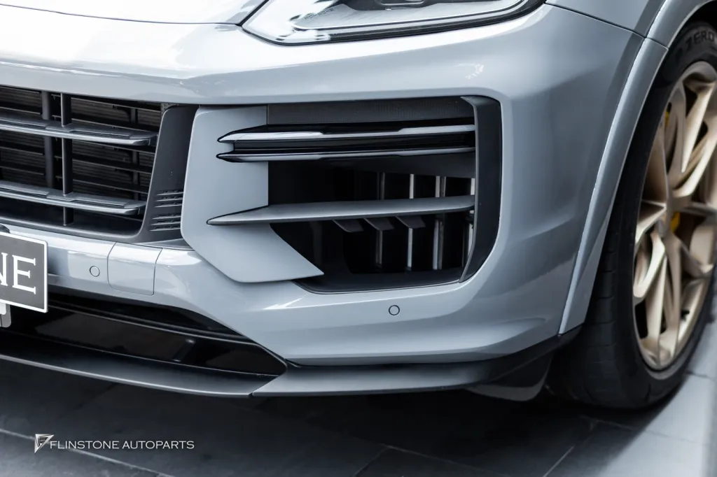 Porsche Cayenne Turbo S Full Body Kit Carbon Usus Brakes