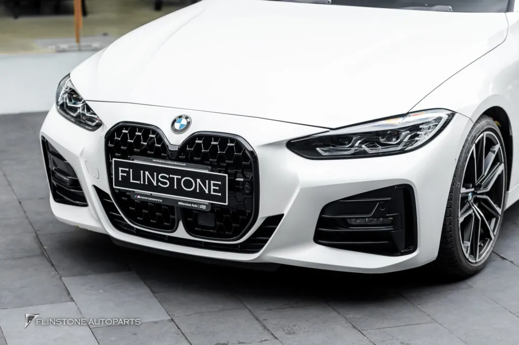 BMW G22 Grille Mirror