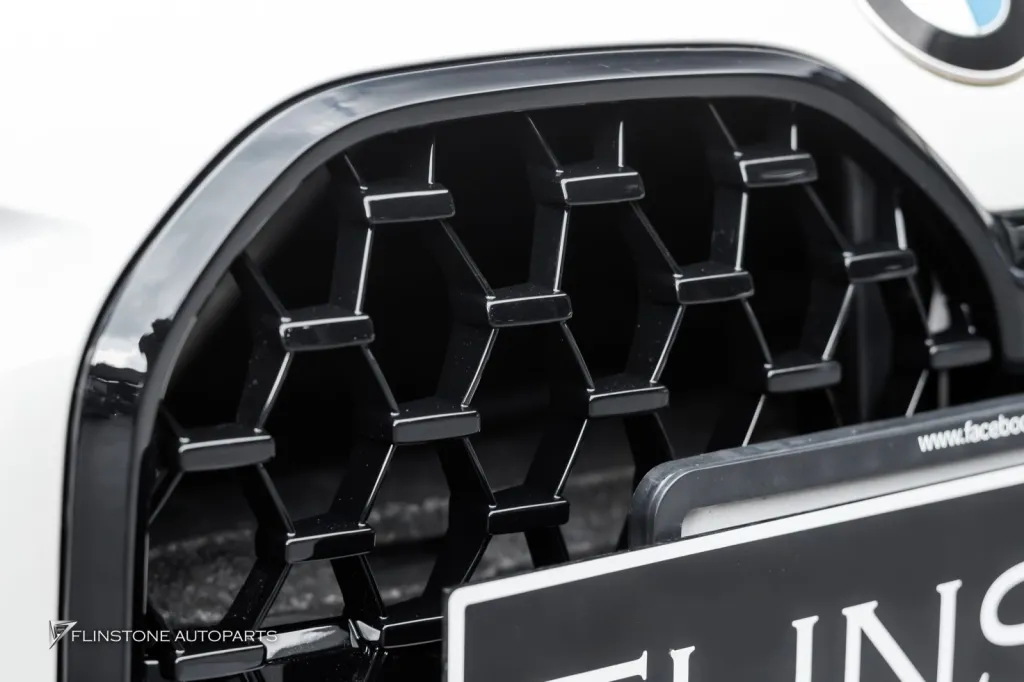 BMW G22 Grille Mirror