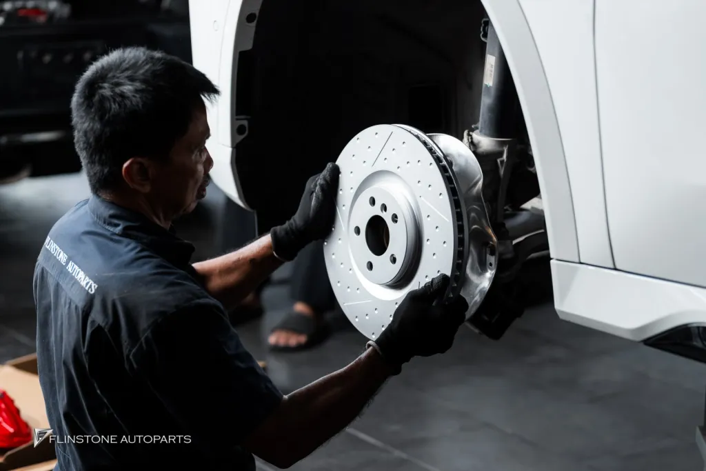 BMW x1 U11 เบรคแท้ กระจัง LED