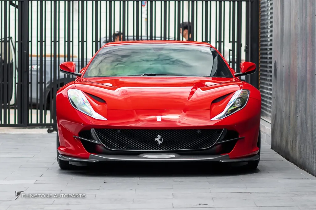 Ferrari 812 พาร์ทคาร์บอนรอบคัน ท่อUsus