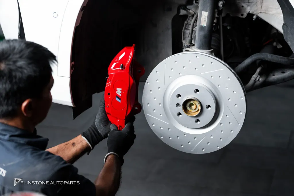 BMW x1 U11 เบรคแท้ กระจัง LED