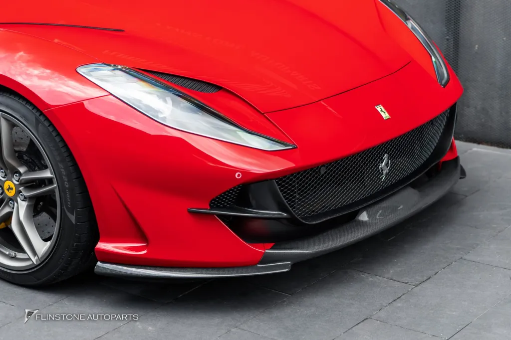 Ferrari 812 พาร์ทคาร์บอนรอบคัน ท่อUsus