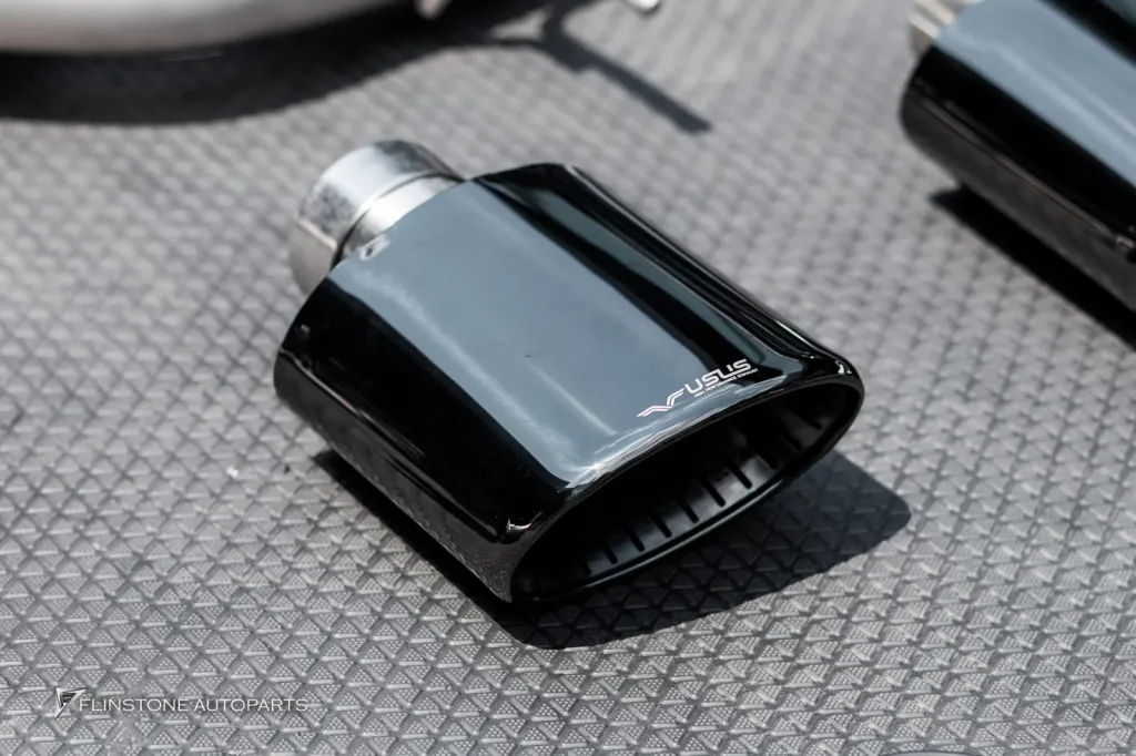Porsche Cayenne Turbo ท่อ Usus