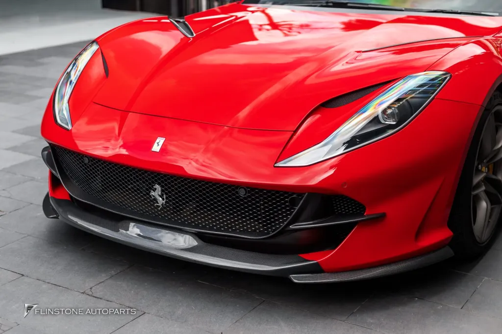 Ferrari 812 พาร์ทคาร์บอนรอบคัน ท่อUsus