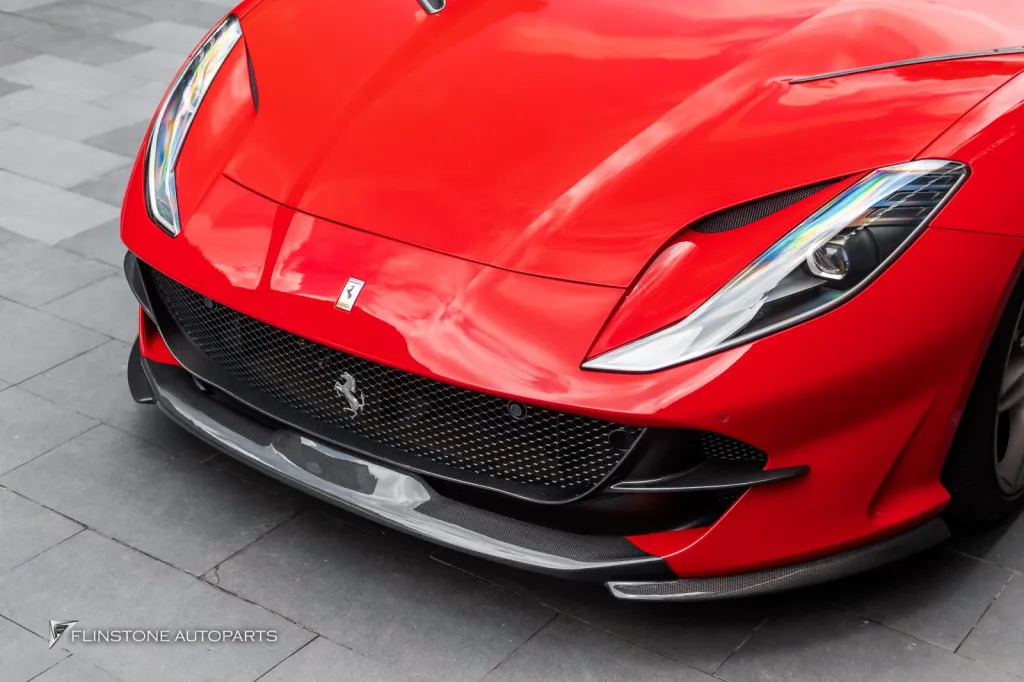Ferrari 812 พาร์ทคาร์บอนรอบคัน ท่อUsus