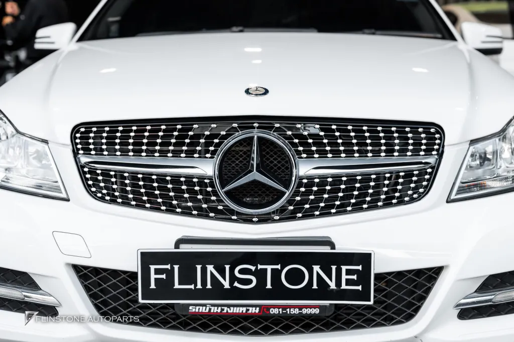 Mercedes Benz W204 กระจัง