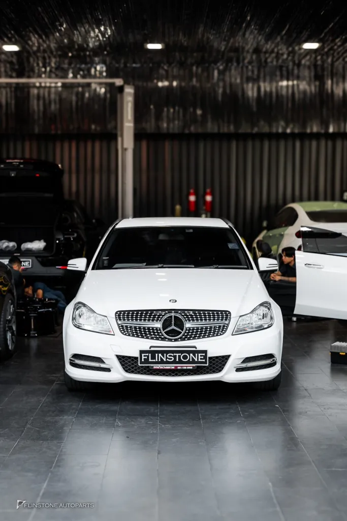 Mercedes Benz W204 กระจัง