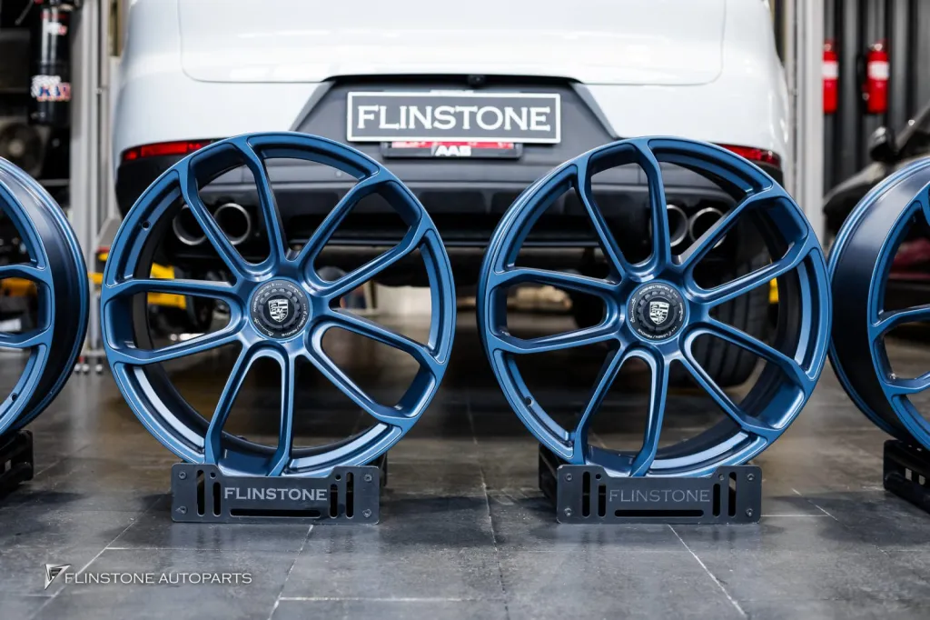 Porsche Cayenne ล้อ Centerlock Deep blue
