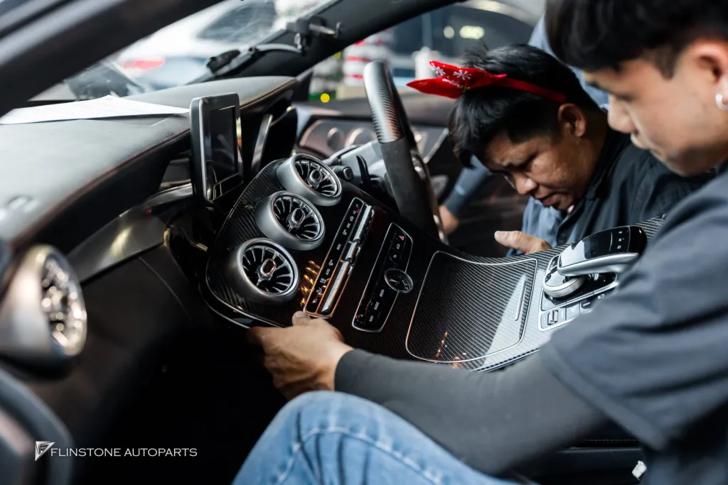 Mercedes Benz C205 方向盘出风口氛围灯车牌框