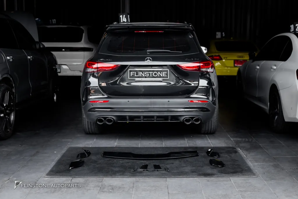 Mercedes Benz GLA สปอยเลอร์หลังคา