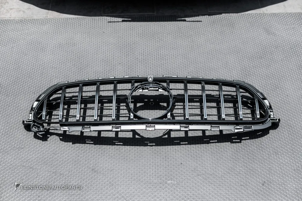 Mercedes Benz W213 กระจัง