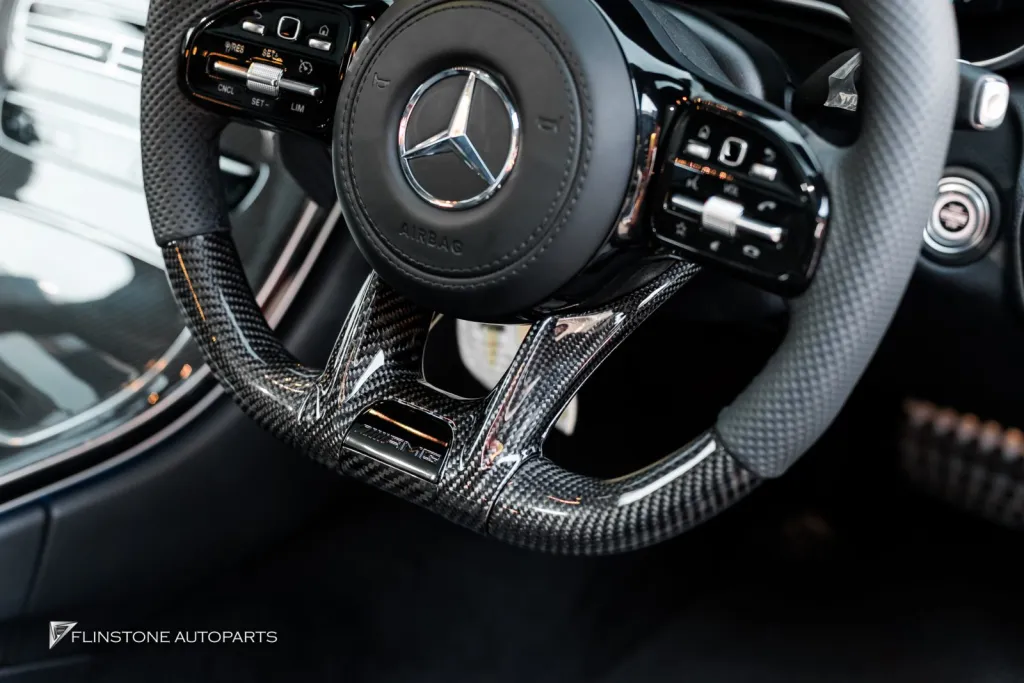Mercedes Benz C205 方向盘