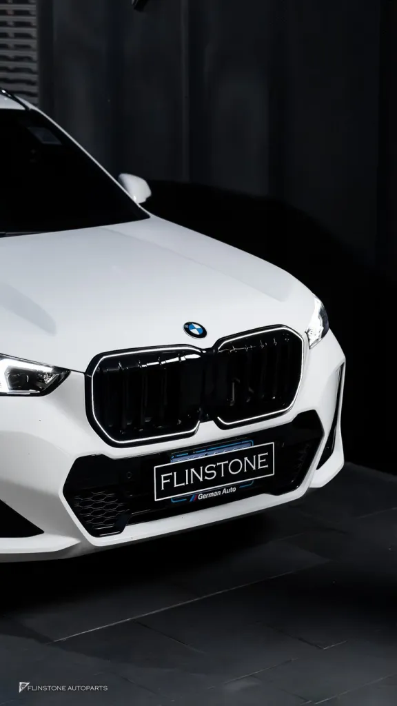 BMW x1 U11 เบรคแท้ กระจัง LED