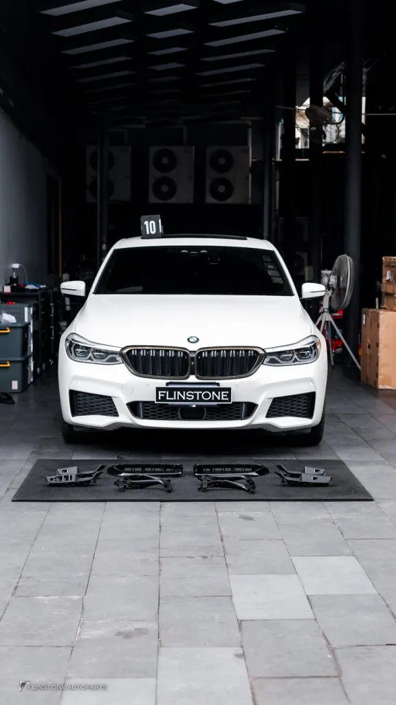 BMW F32 Grille door interior