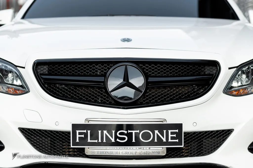 Mercedes Benz W212 facelift กระจัง แป้นเหยียบ