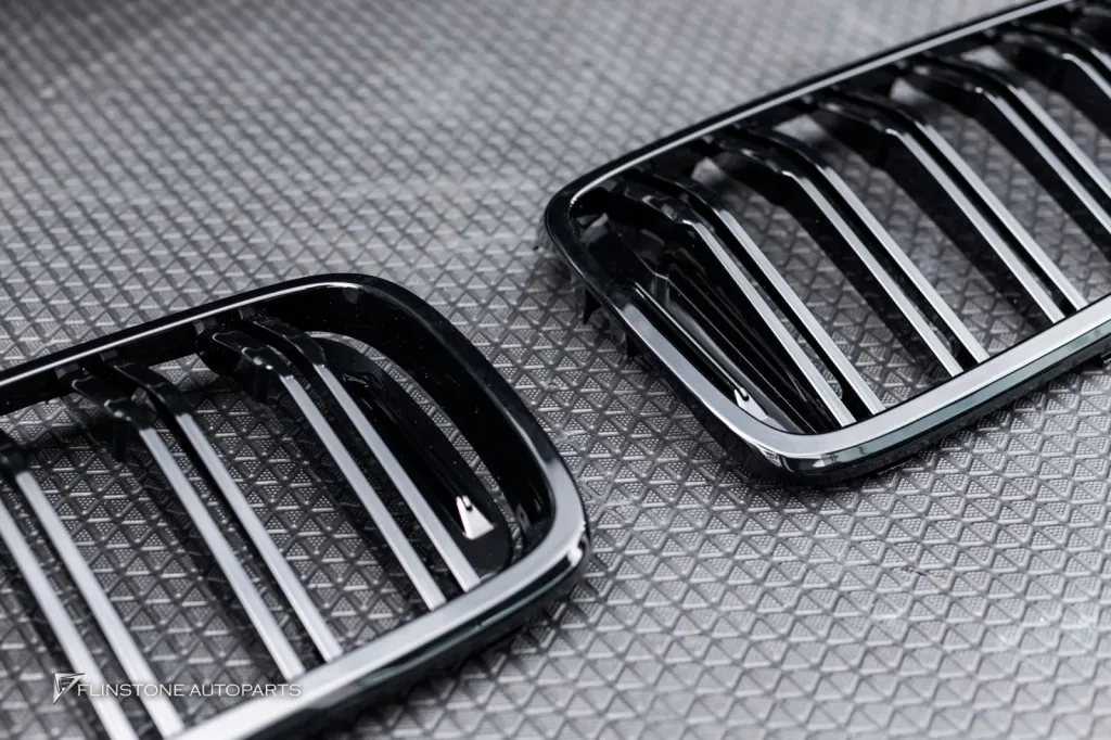 BMW F32 Grille door interior