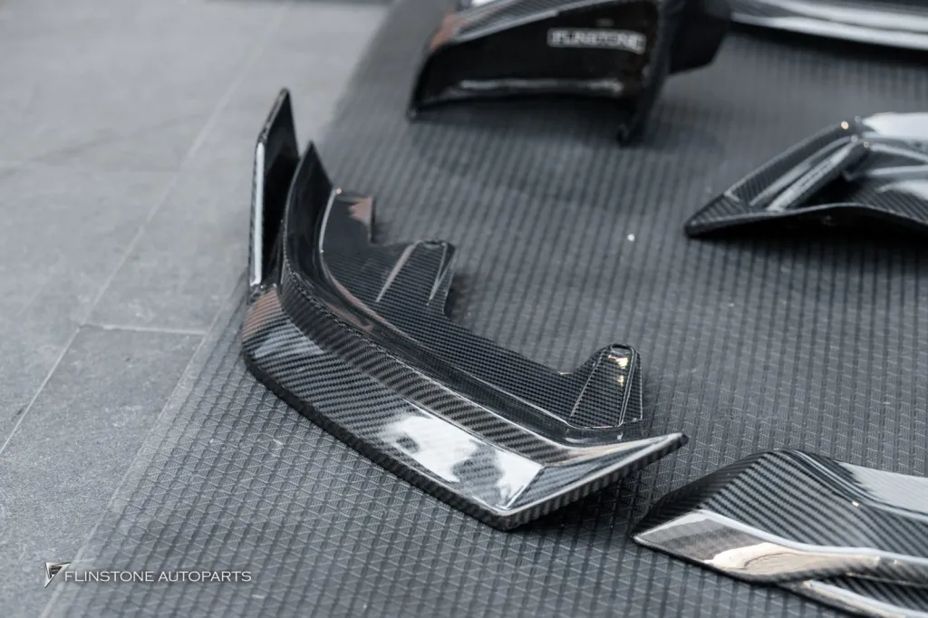 BMW i5 G60 Carbon Parts TAKD
