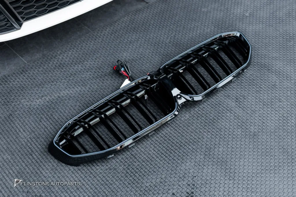 BMW G20 กระจัง LED