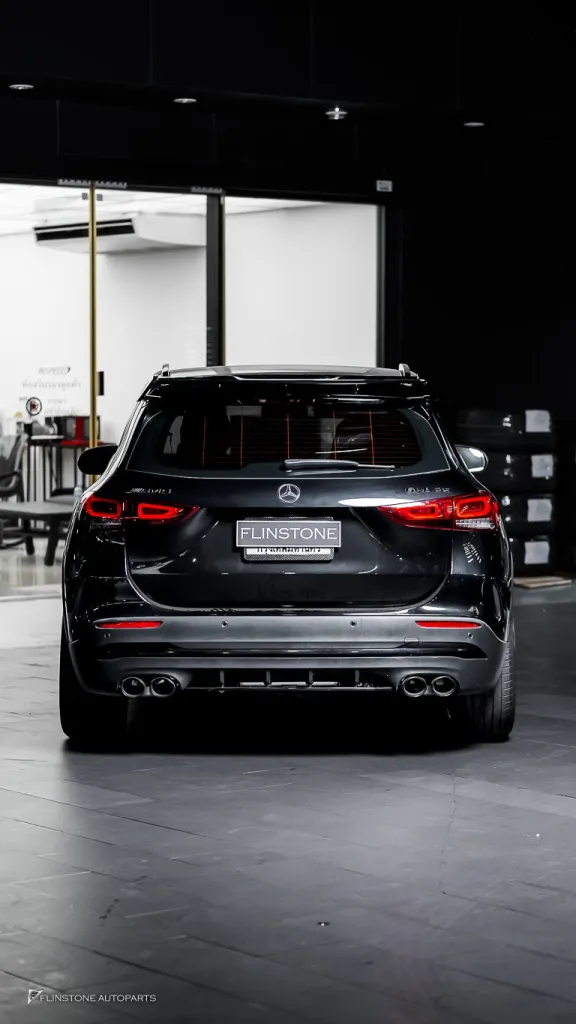 Mercedes Benz GLA สปอยเลอร์หลังคา