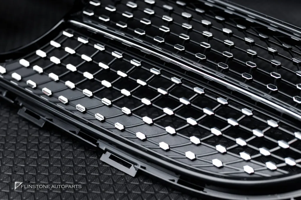 Mercedes Benz W213 กระจัง โลโก้ AMG