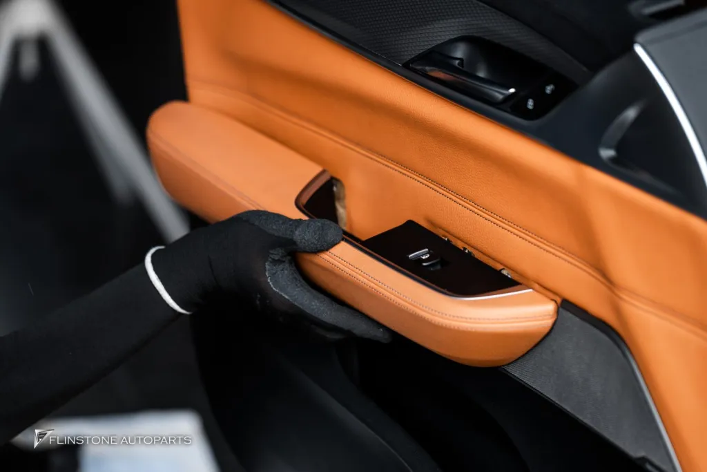 BMW F32 Grille door interior
