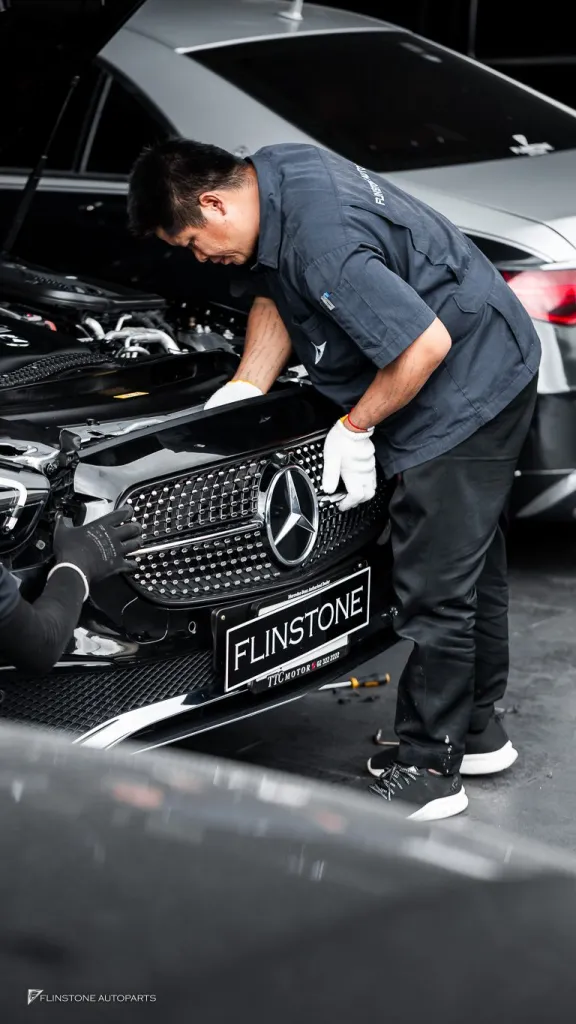 Mercedes Benz W213 กระจัง โลโก้ AMG