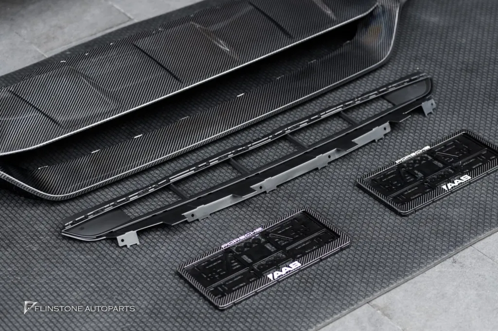 Porsche Cayenne Turbo GT ลิ้นหน้า Usus