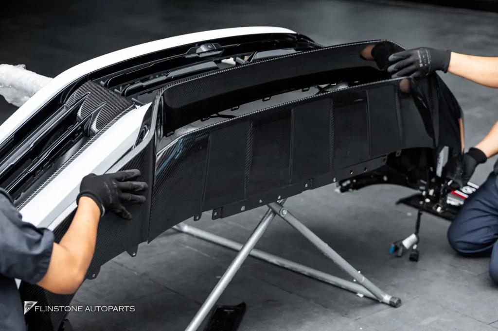 Porsche Cayenne Turbo GT ลิ้นหน้า Usus