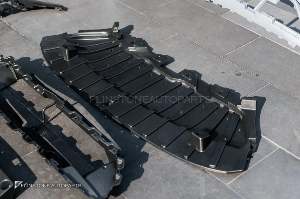 Mercedes Benz W205 Full Body Kit