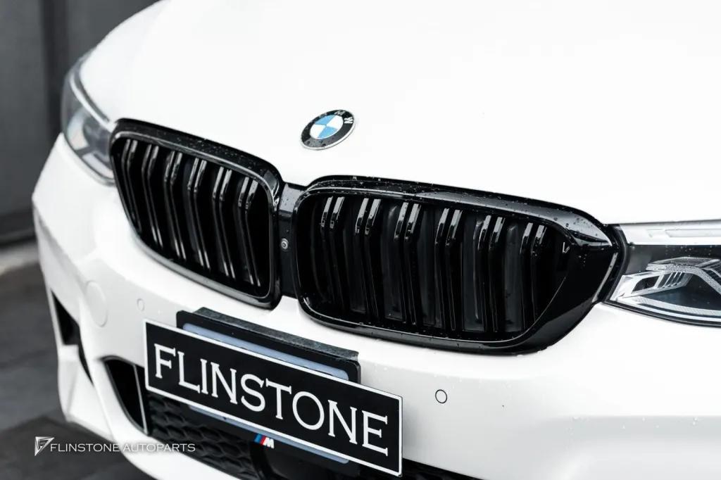 BMW F32 Grille door interior