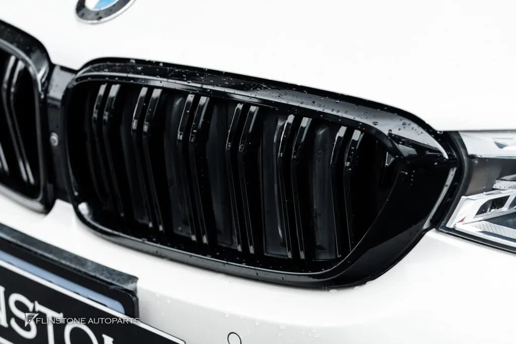 BMW F32 Grille door interior