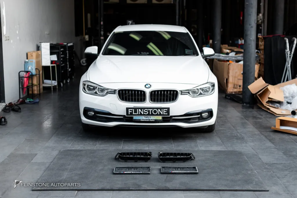 BMW F30 กระจัง กรอบป้าย