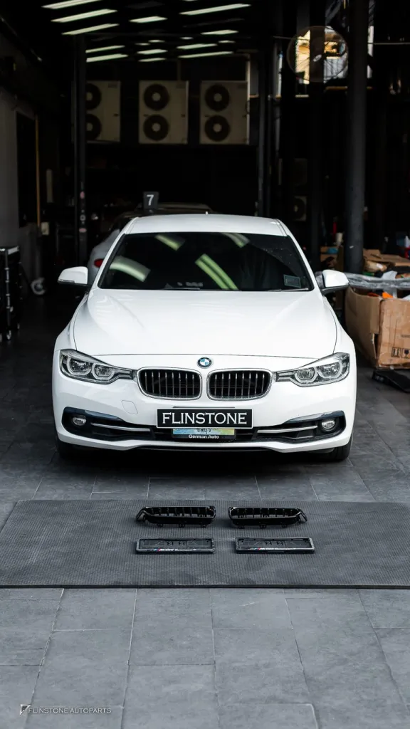 BMW F30 กระจัง กรอบป้าย