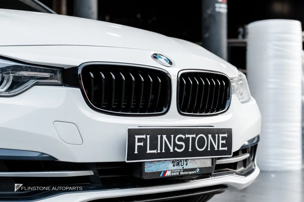 BMW F30 กระจัง กรอบป้าย
