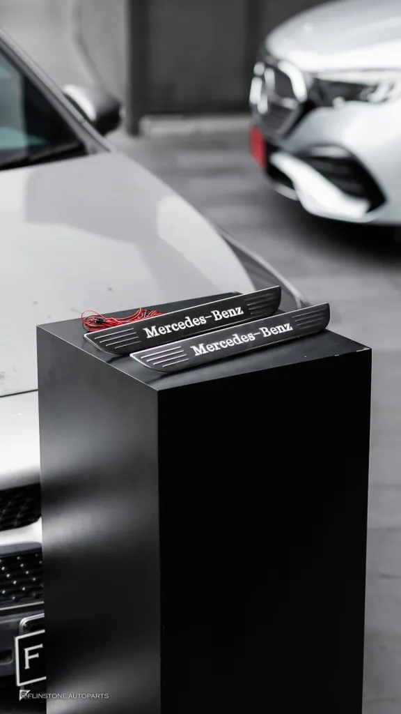 Mercedes Benz Aclass กาบบันได LED