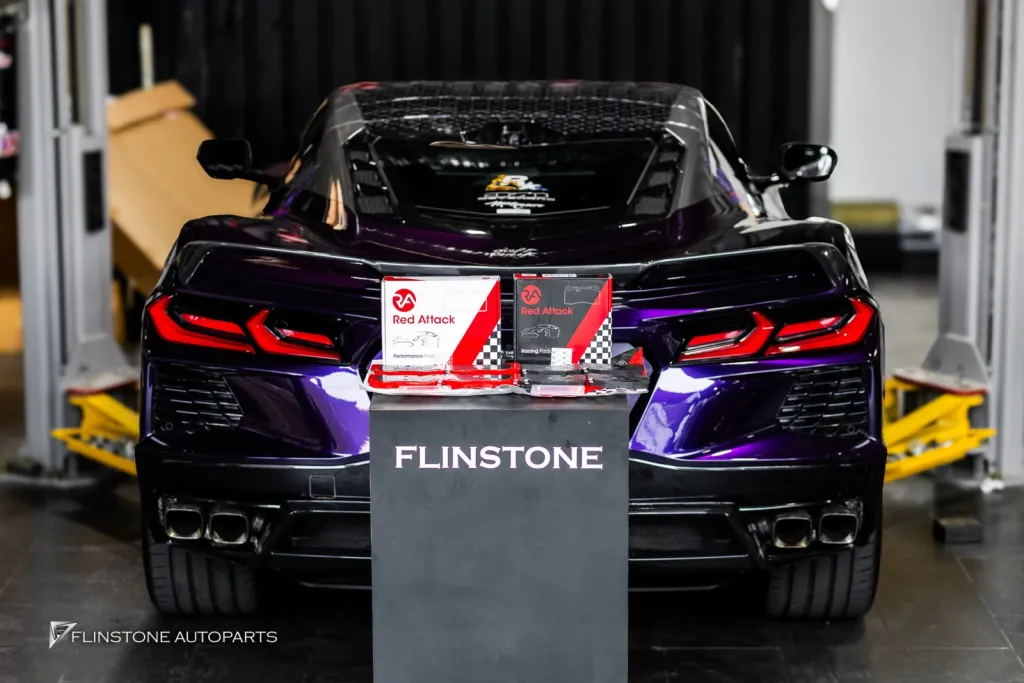 Corvette C8 เปลี่ยนผ้าเบรค