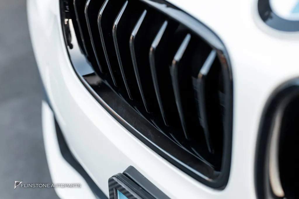 BMW F30 กระจัง กรอบป้าย